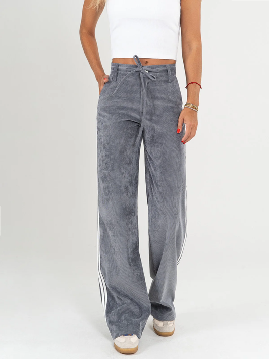 Ref: DCN828 Pantalón Lineas Straight Leg , stretch, en corduroy, tiro alto